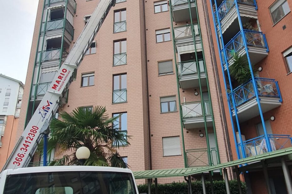 prezzi noleggio autoscala Torino